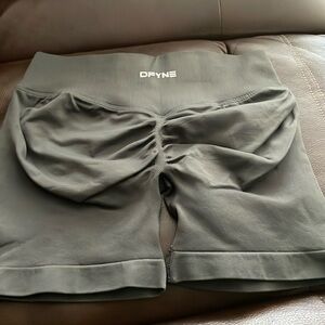 New DFYNE short size medium